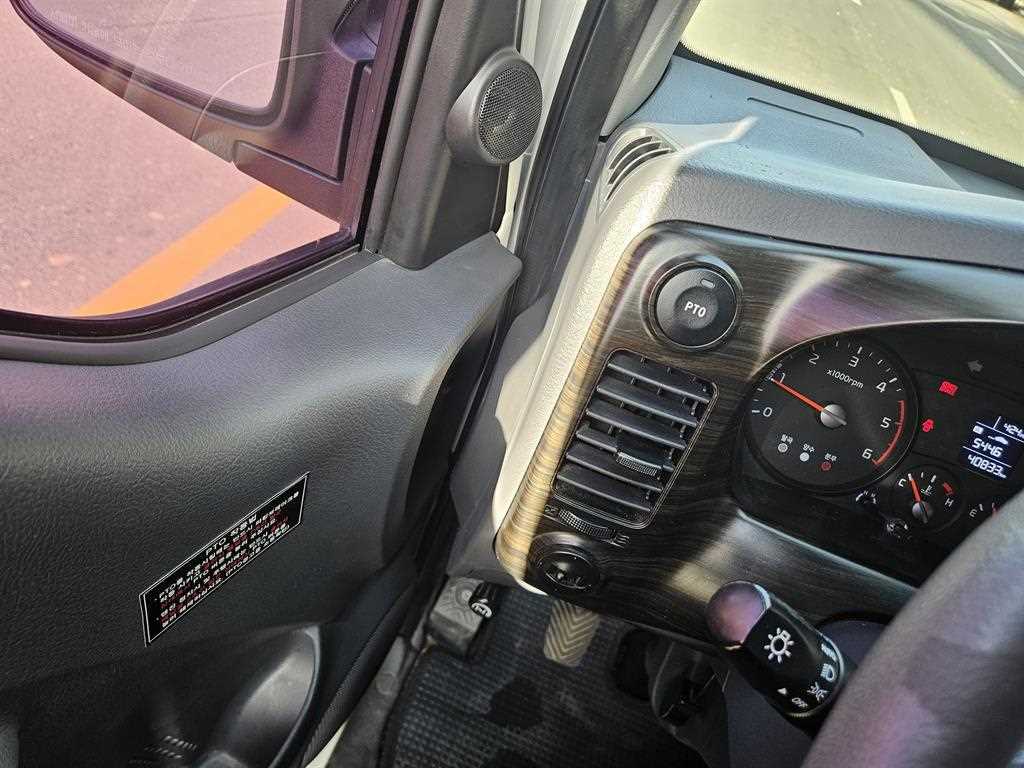 Small Truck Cargo (small) 2018 Blanco - Importación desde Corea - HF Imports Iquique - Foto 20