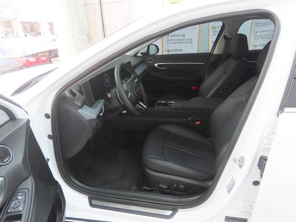 HYUNDAI Sonata - Vista 5