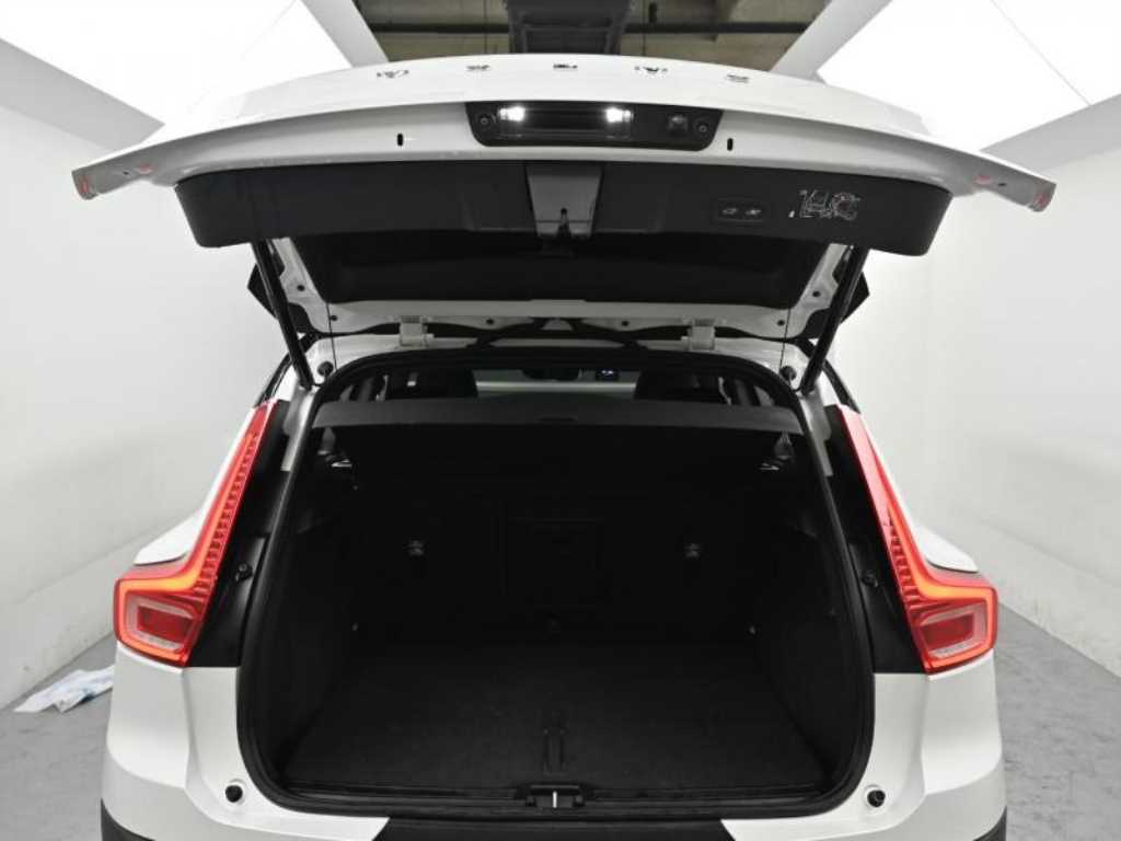 Volvo XC40 2021 Blanco - Importación desde Corea - HF Imports Iquique - Foto 19