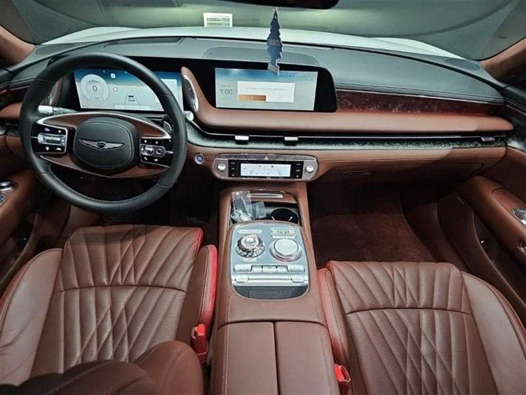 Genesis G90 - Vista 6