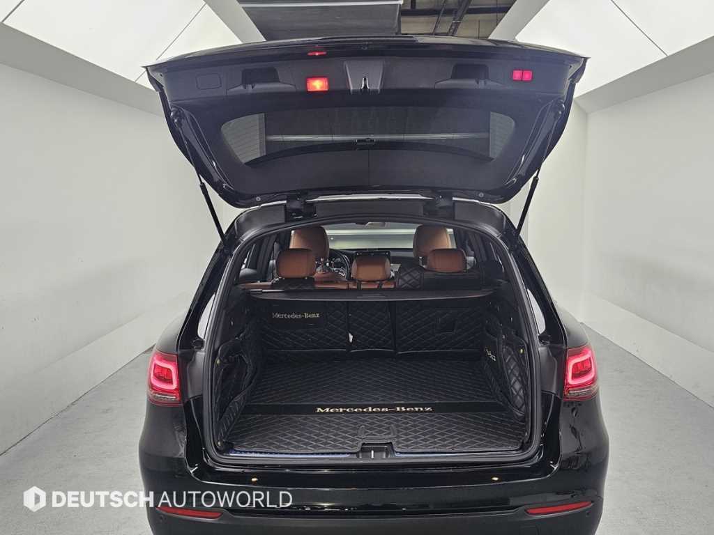 Mercedes Benz GLC Class 2021 Negro - Importación desde Corea - HF Imports Iquique - Foto 19
