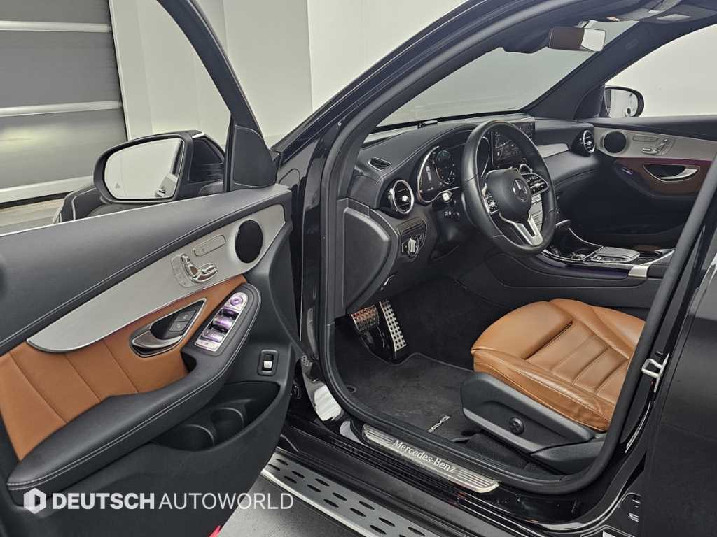 Mercedes Benz GLC Class - Vista 11