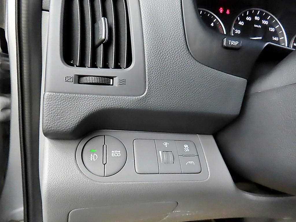 HYUNDAI Starex 2017 Gris - Importación desde Corea - HF Imports Iquique - Foto 18