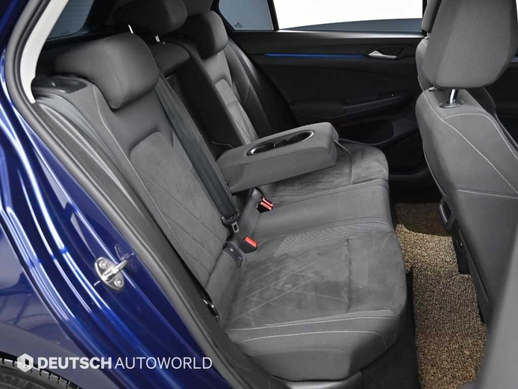 Volkswagen Golf - Vista 12