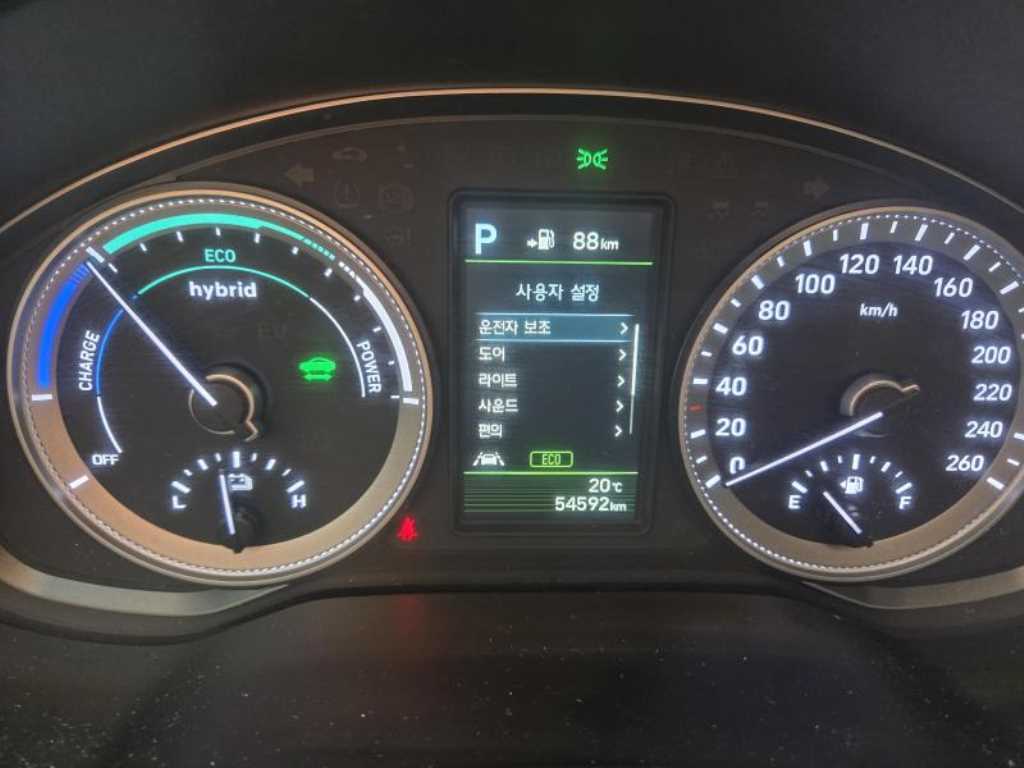 HYUNDAI Grandeur - Vista 5