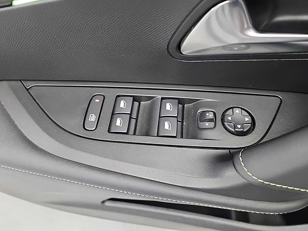 Peugeot 2008 2023 Blanco - Importación desde Corea - HF Imports Iquique - Foto 16