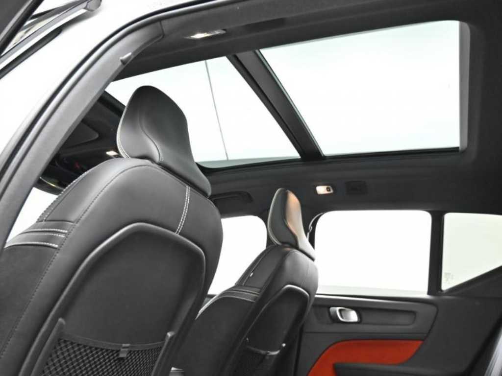 Volvo XC40 2021 Blanco - Importación desde Corea - HF Imports Iquique - Foto 18