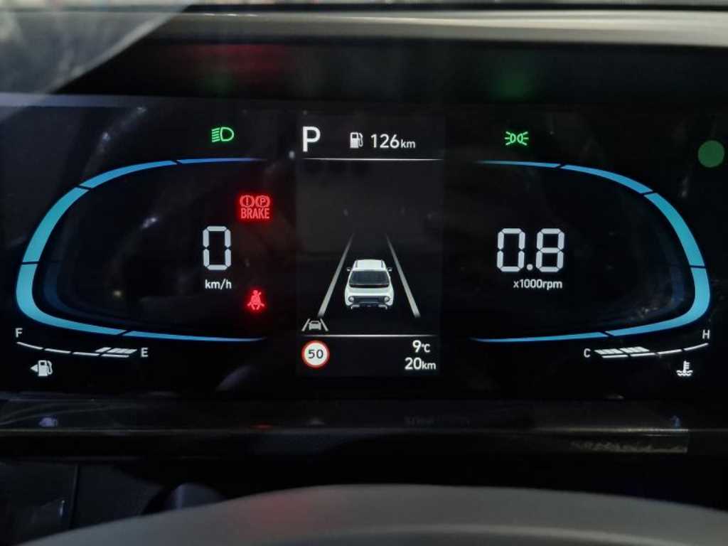 HYUNDAI Casper - Vista 9