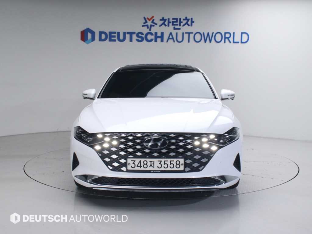 HYUNDAI Grandeur - Vista 3