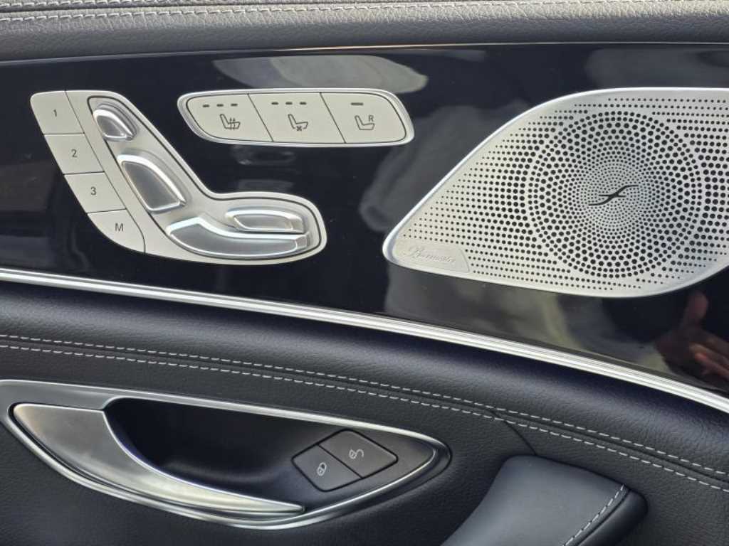 Mercedes Benz AMG GT - Vista 5