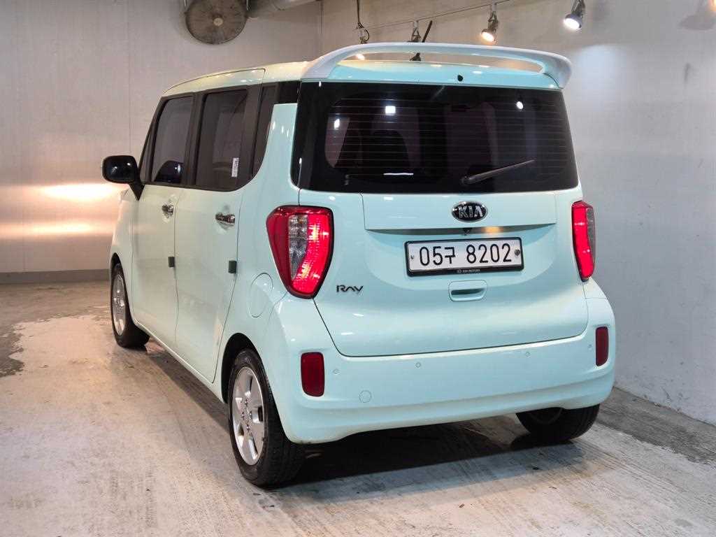 KIA Ray - Vista 4