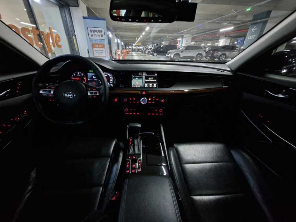 KIA K7 - Vista 6