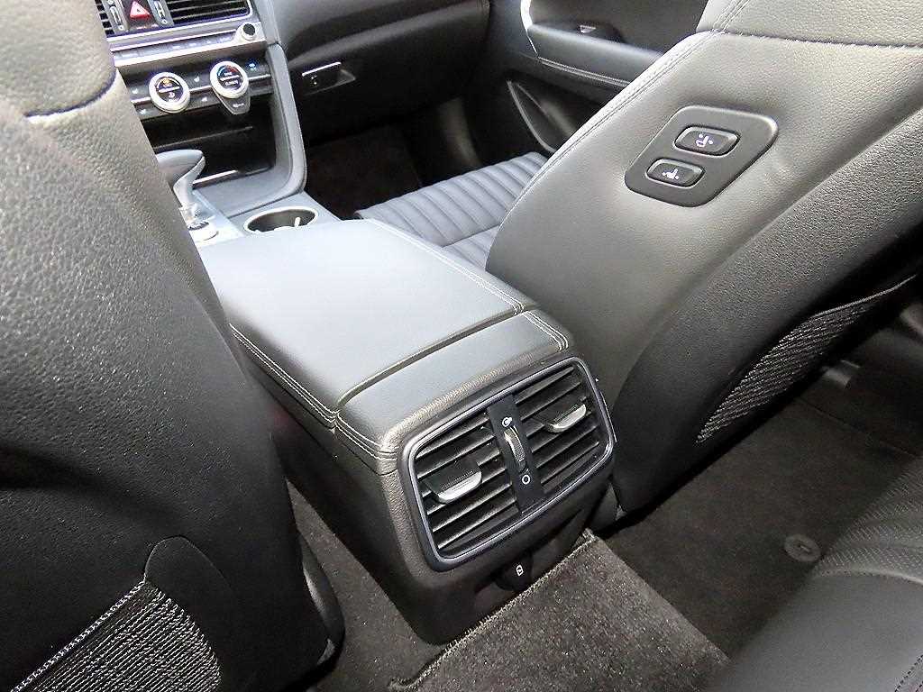 Genesis G70 2019 Negro - Importación desde Corea - HF Imports Iquique - Foto 17