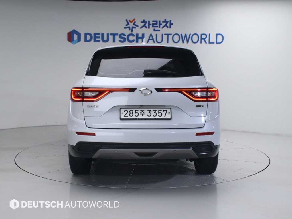 SAMSUNG QM6 - Vista 4