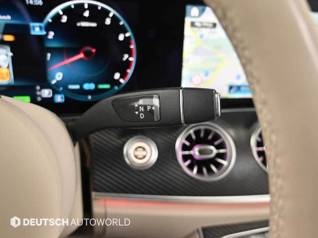 Mercedes Benz CLS Class - Vista 9