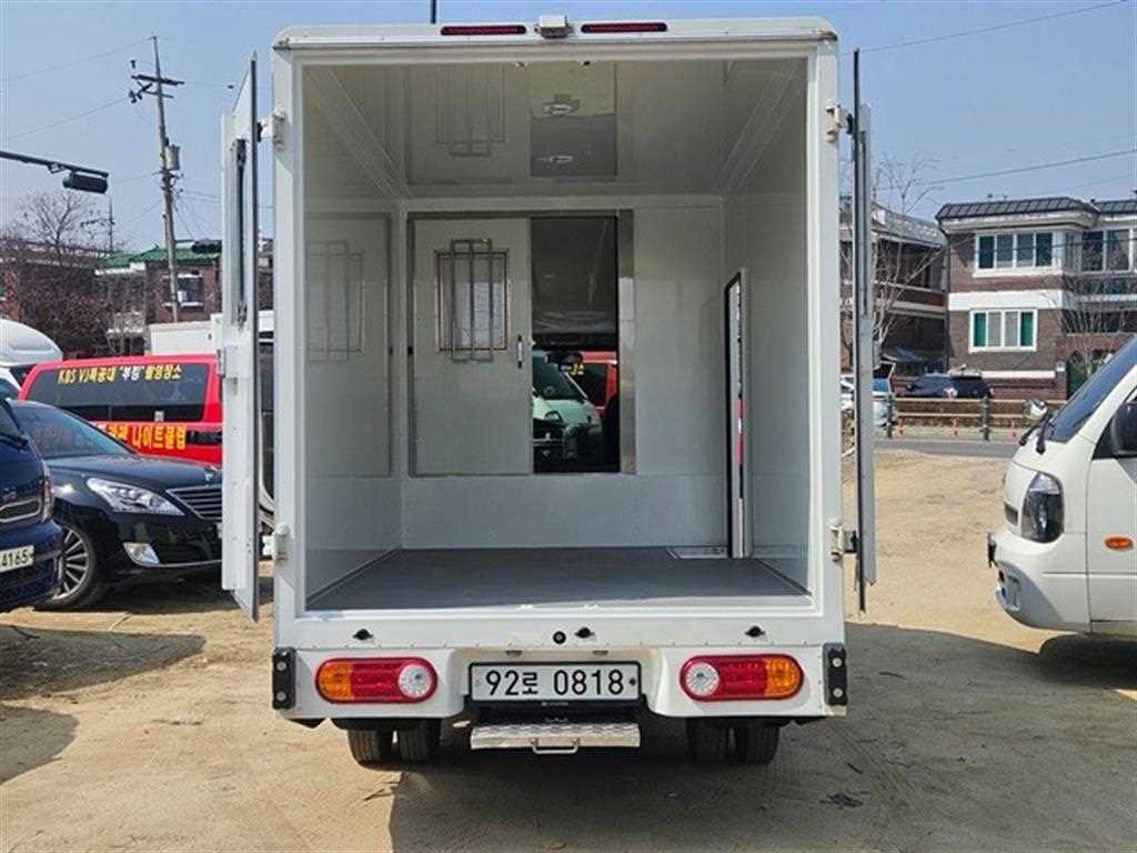 Small Truck Top_CityVan 2019 Blanco - Importación desde Corea - HF Imports Iquique - Foto 20