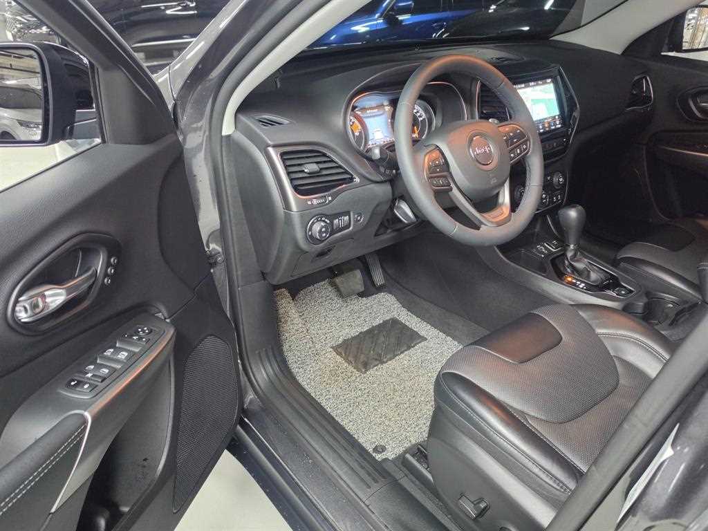 Jeep Cherokee 2022 Gris - Importación desde Corea - HF Imports Iquique - Foto 15