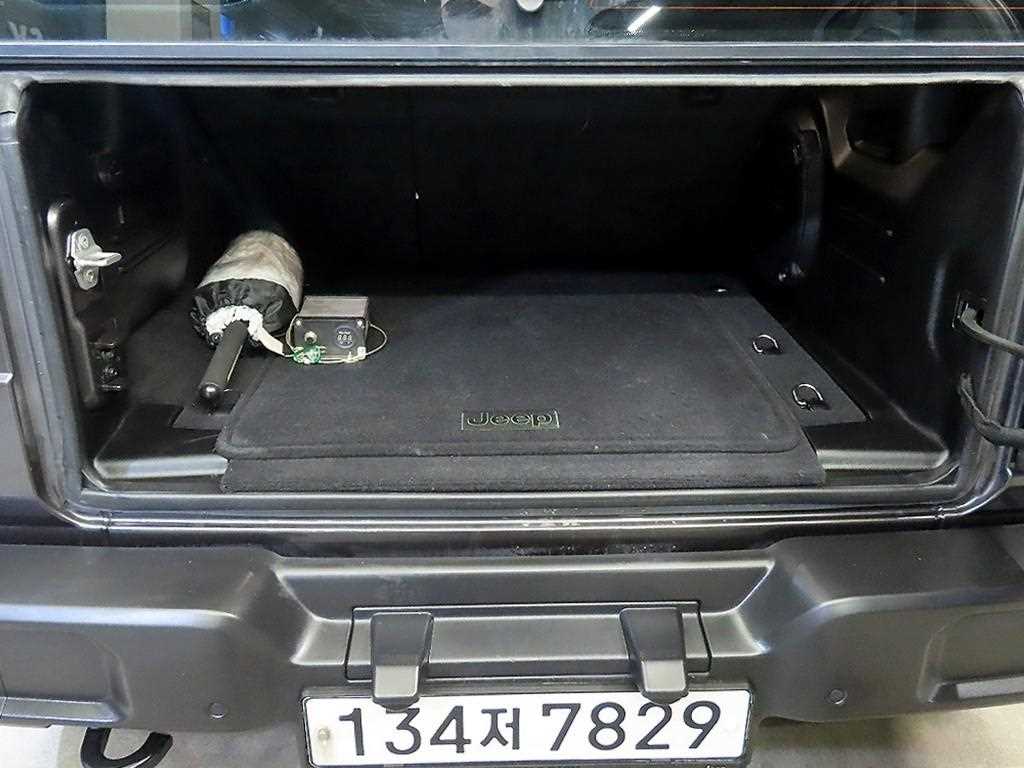 Jeep Wrangler 2021 Gris - Importación desde Corea - HF Imports Iquique - Foto 17