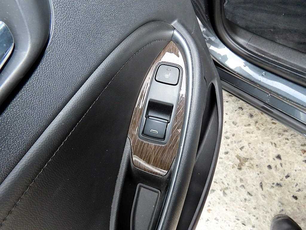 Chevrolet Malibu 2018 Gris - Importación desde Corea - HF Imports Iquique - Foto 16