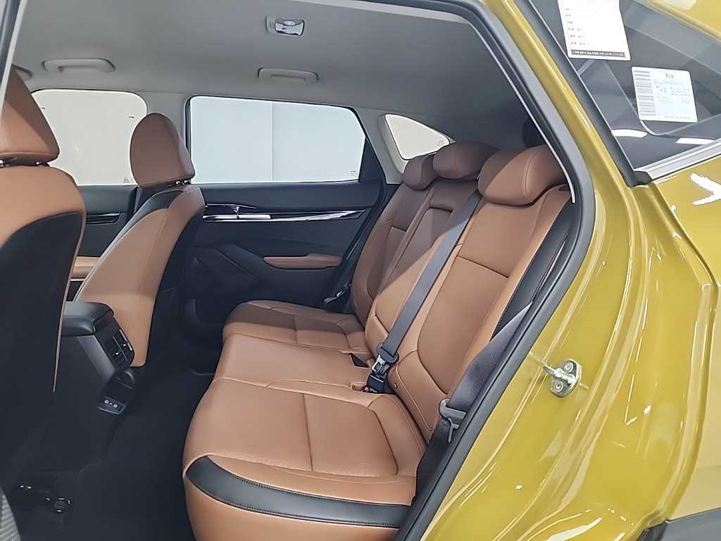 KIA Seltos - Vista 12