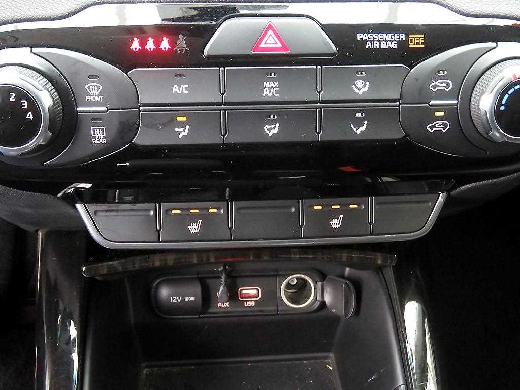 KIA Sorento - Vista 12