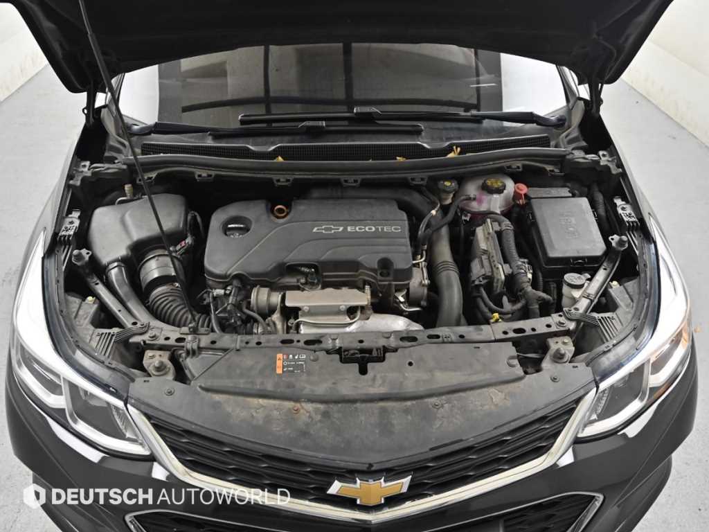 Chevrolet Cruise - Vista 6