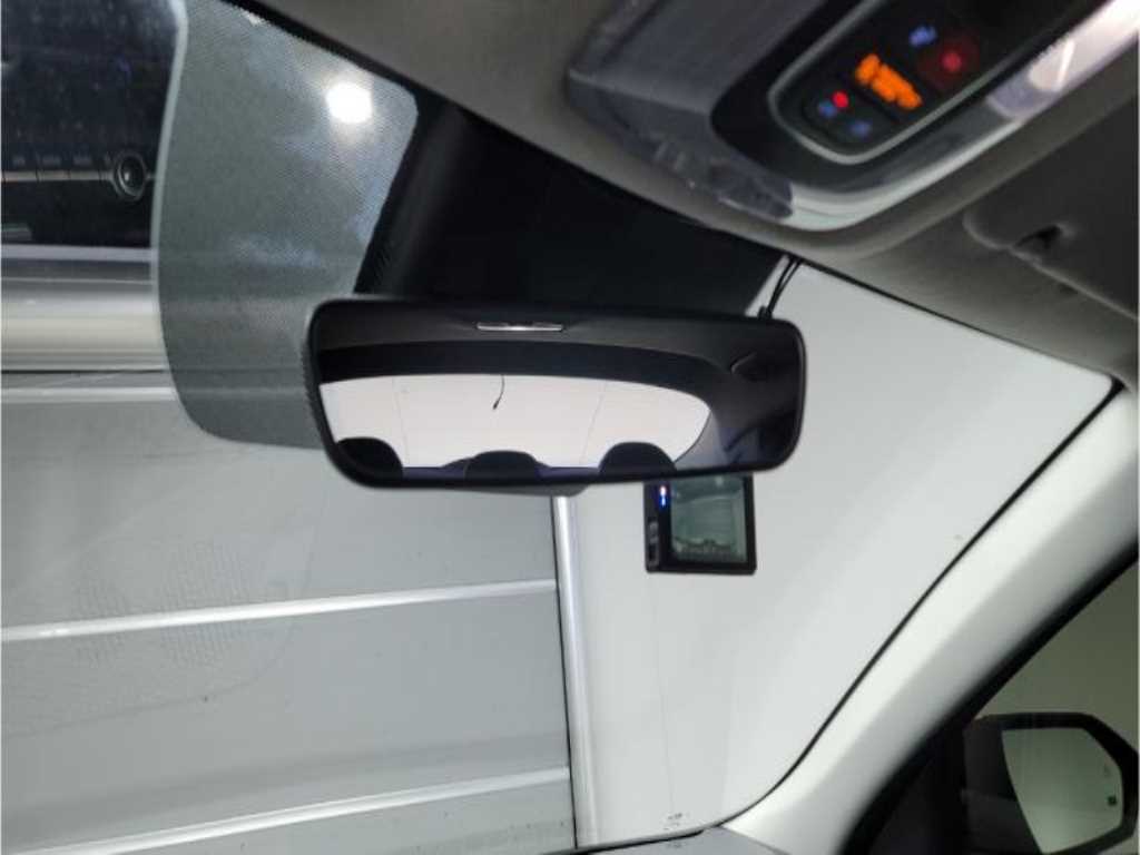 HYUNDAI Avante - Vista 12