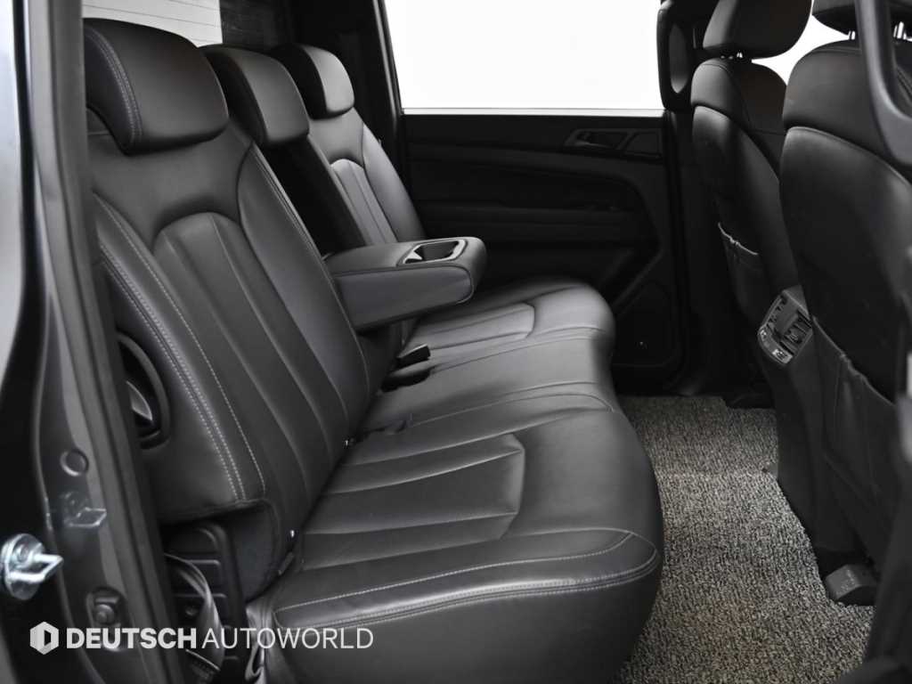 Ssangyong Rexton - Vista 12