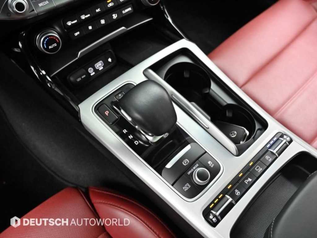 KIA Stinger - Vista 9