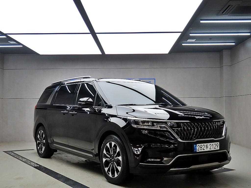 KIA Carnival 2023 Negro - Importación desde Corea - HF Imports Iquique - Foto 1