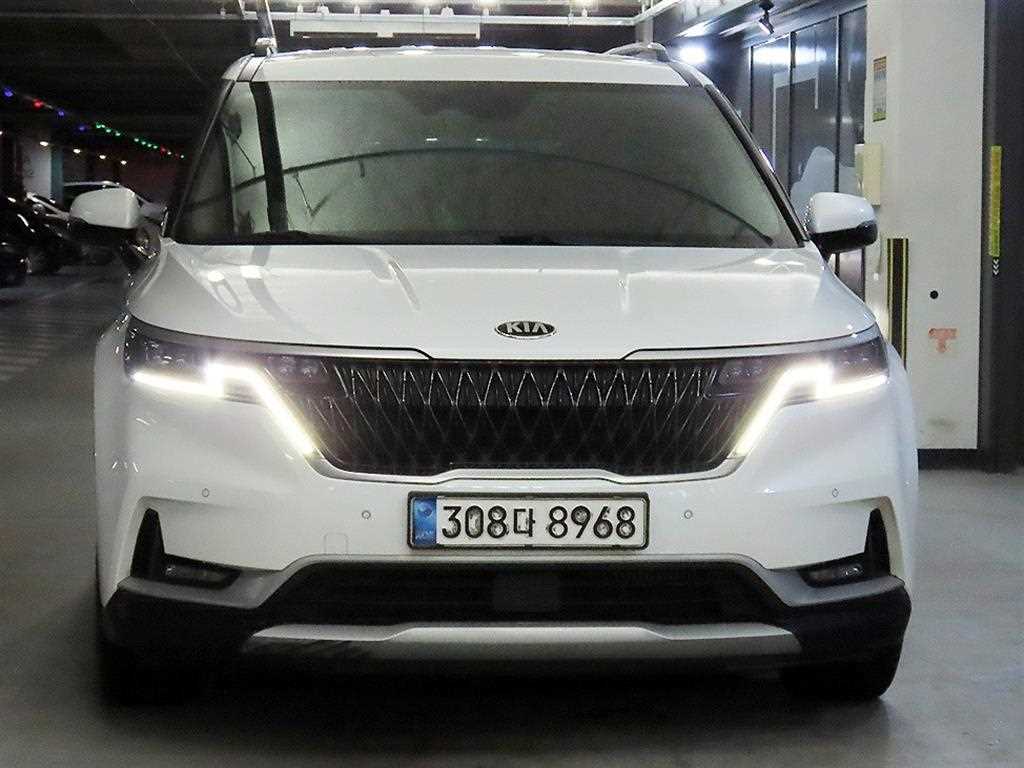 KIA Carnival - Vista 2