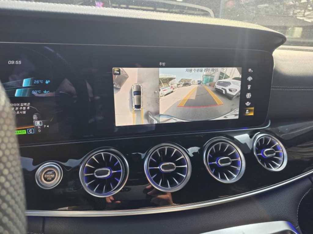 Mercedes Benz AMG GT - Vista 10