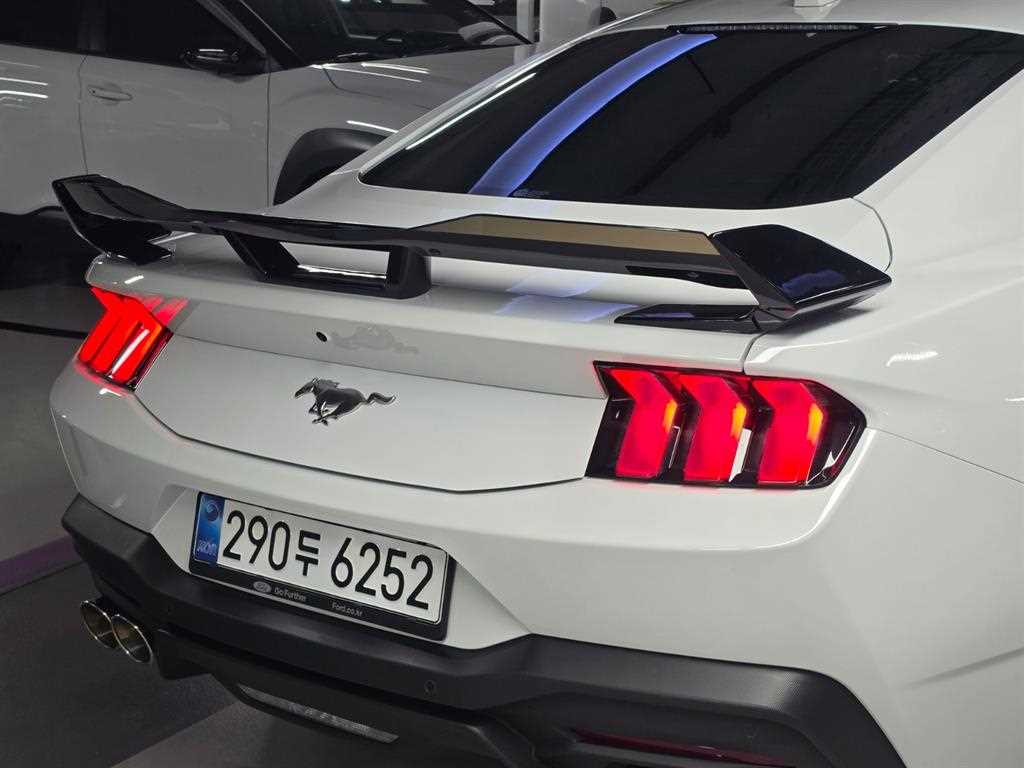 Ford Mustang 2024 Blanco - Importación desde Corea - HF Imports Iquique - Foto 19