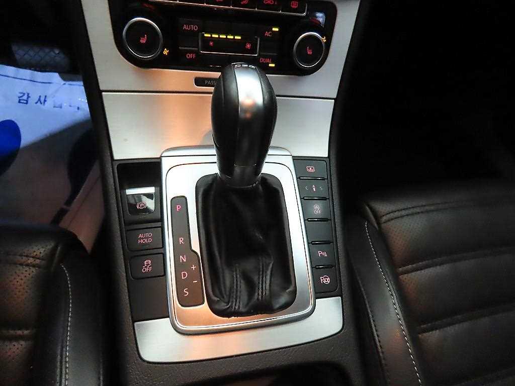 Volkswagen CC - Vista 12