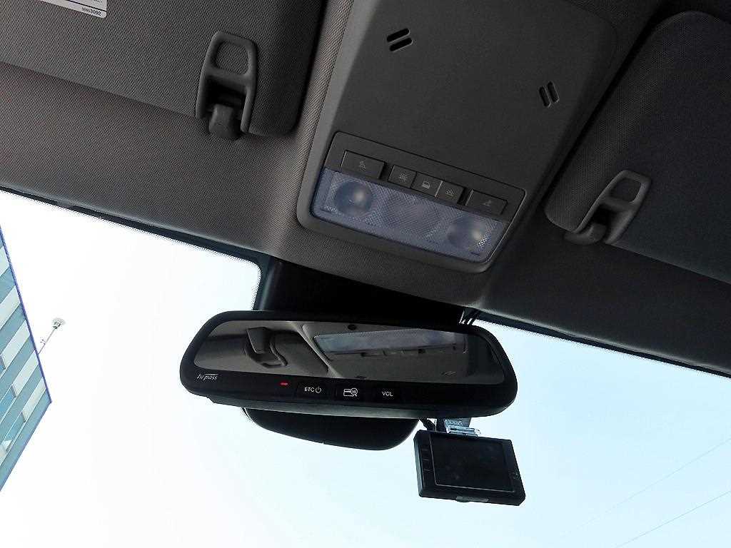 Chevrolet Trax 2019 Gris - Importación desde Corea - HF Imports Iquique - Foto 15