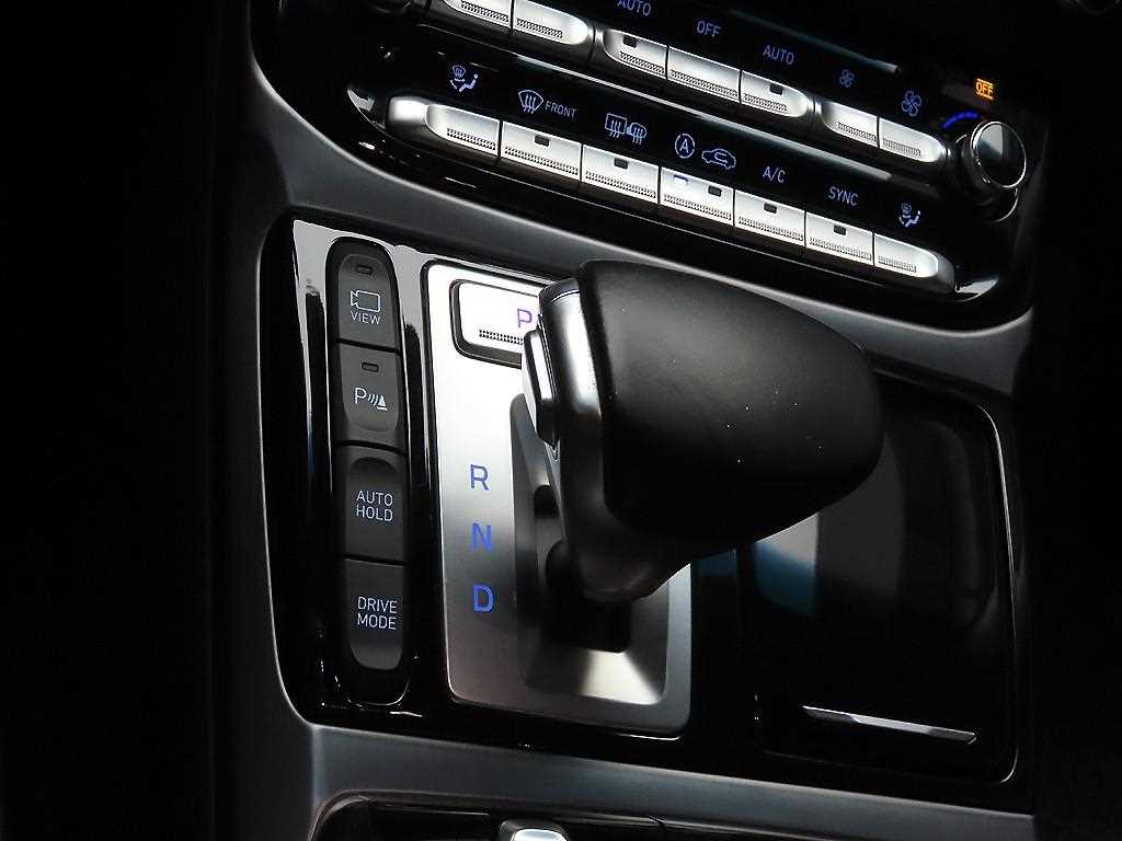 Genesis EQ900 - Vista 10