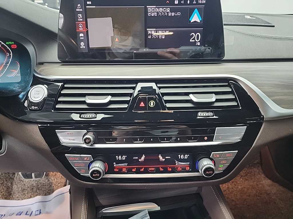 BMW 5 Series - Vista 10