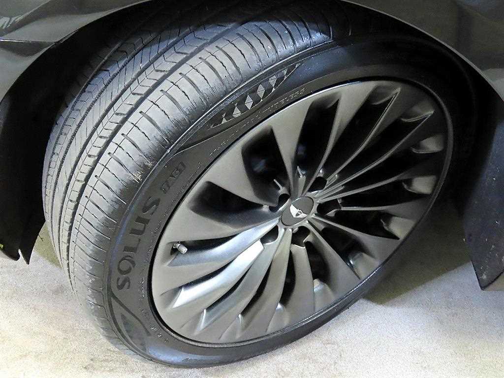 Genesis EQ900 2018 Negro - Importación desde Corea - HF Imports Iquique - Foto 20