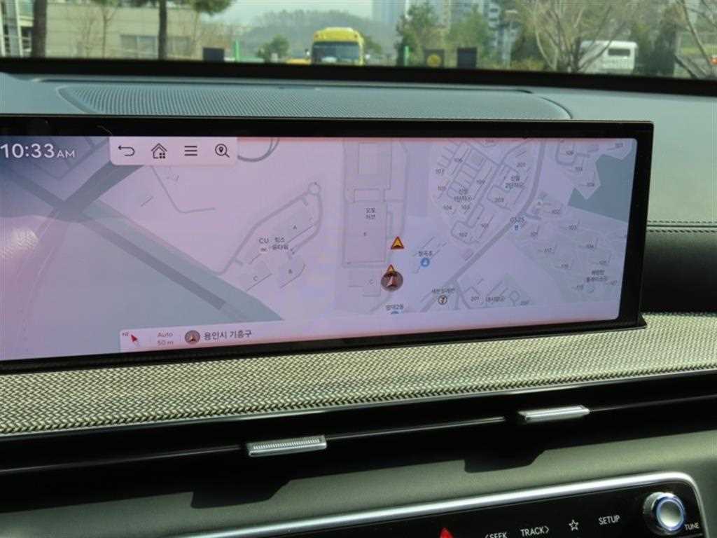 Genesis GV80 - Vista 8