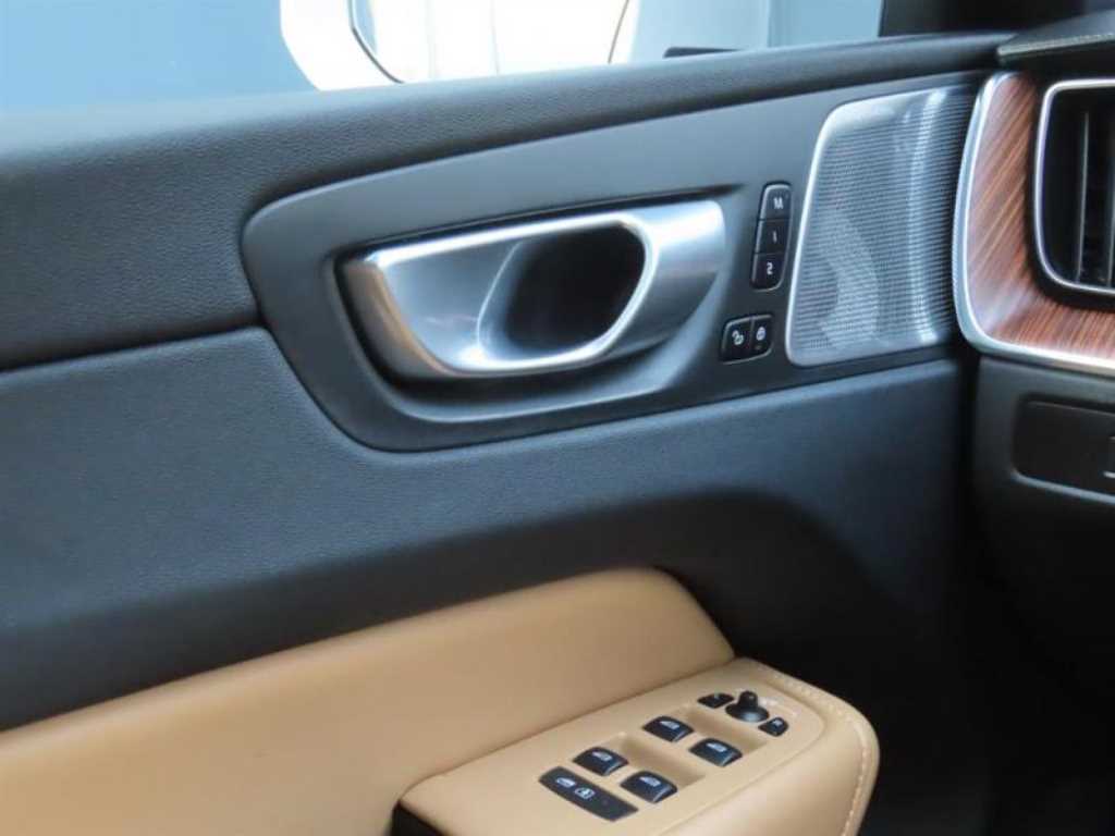 Volvo XC60 - Vista 12