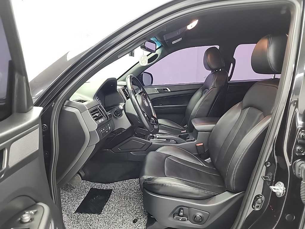 Ssangyong Rexton - Vista 11