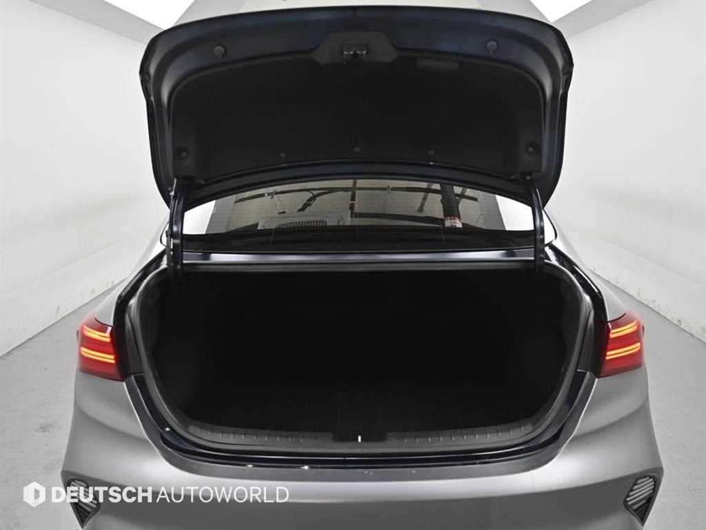 KIA K3 2024 Azul - Importación desde Corea - HF Imports Iquique - Foto 19