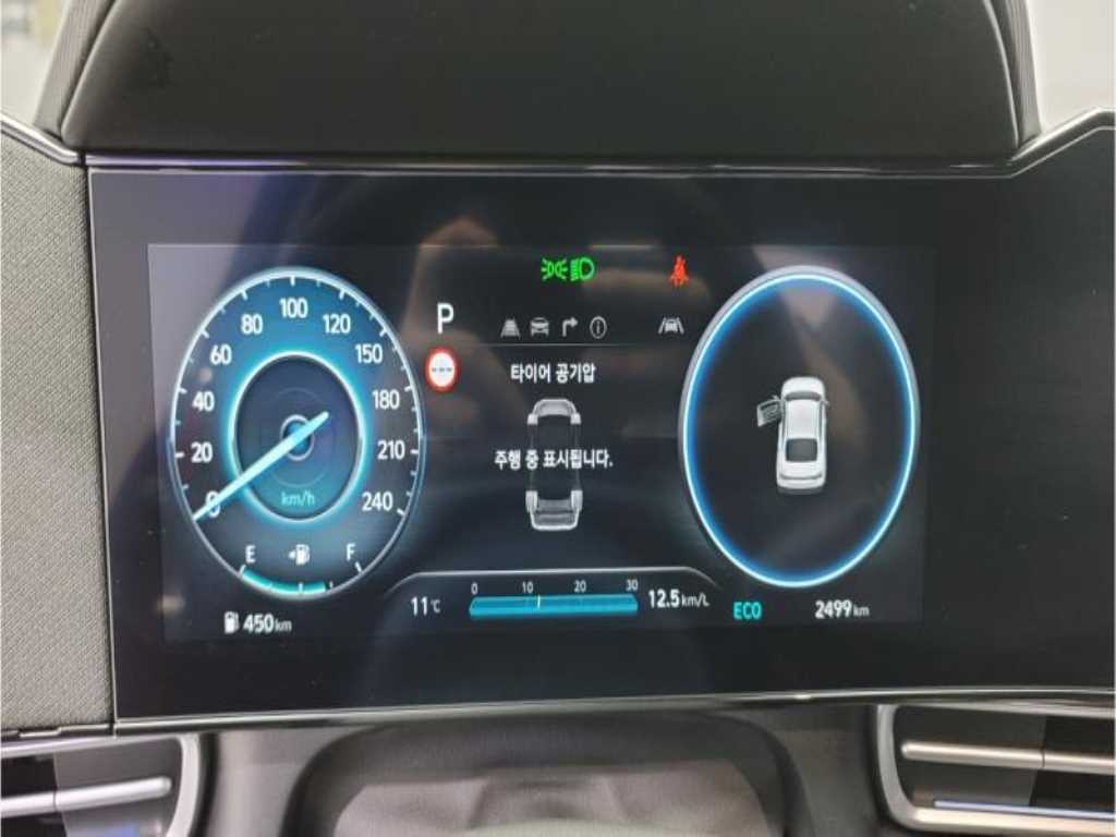 HYUNDAI Avante - Vista 5