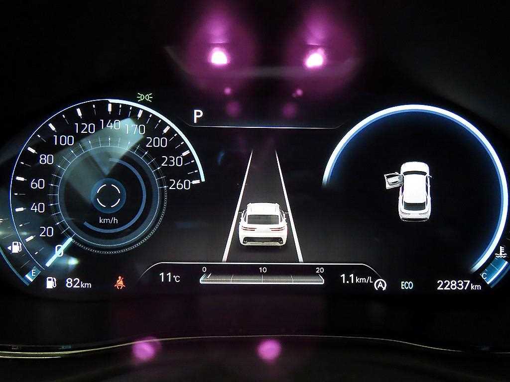 Genesis GV70 - Vista 9