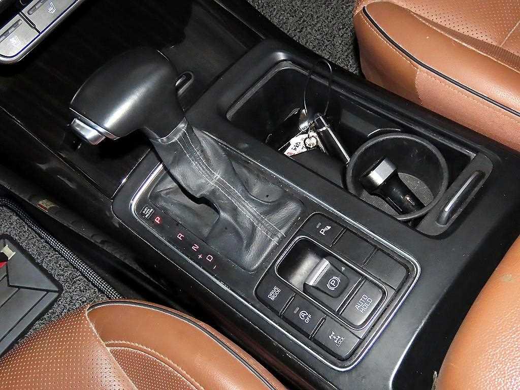 KIA Sorento - Vista 12