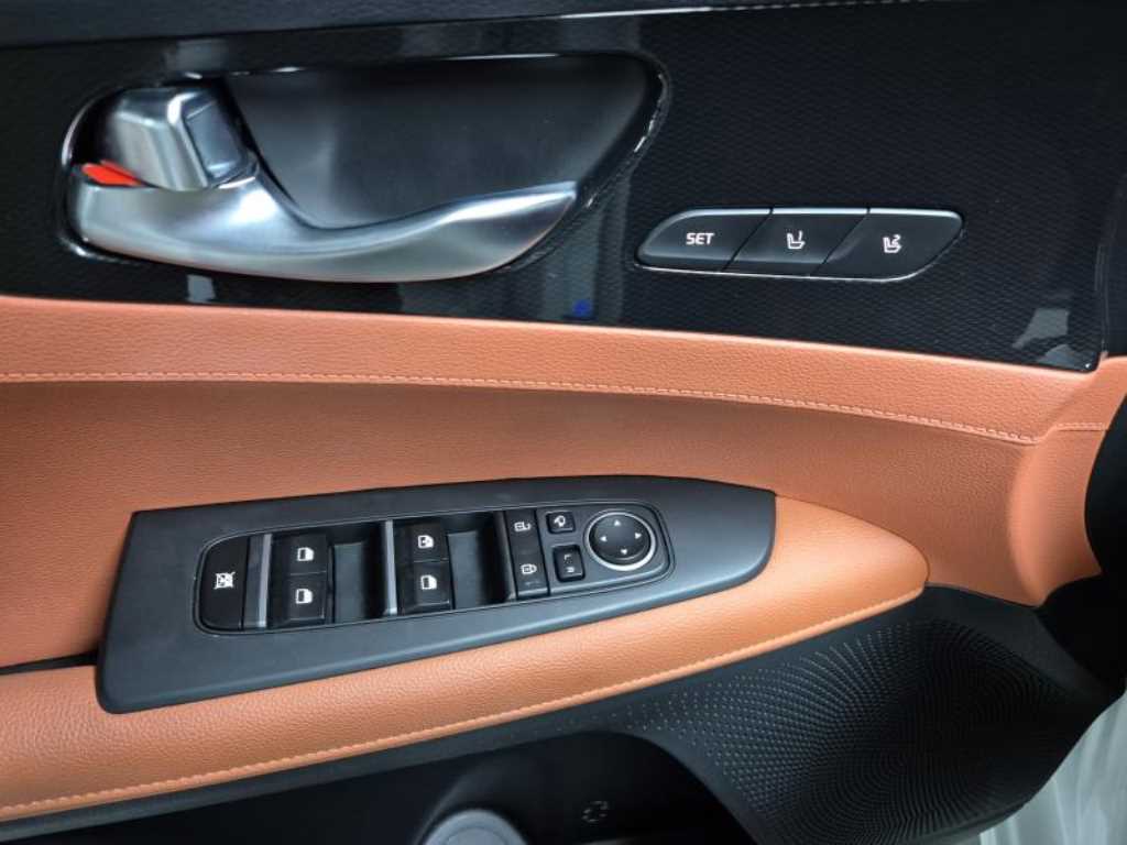 KIA K3 2024 Blanco - Importación desde Corea - HF Imports Iquique - Foto 17