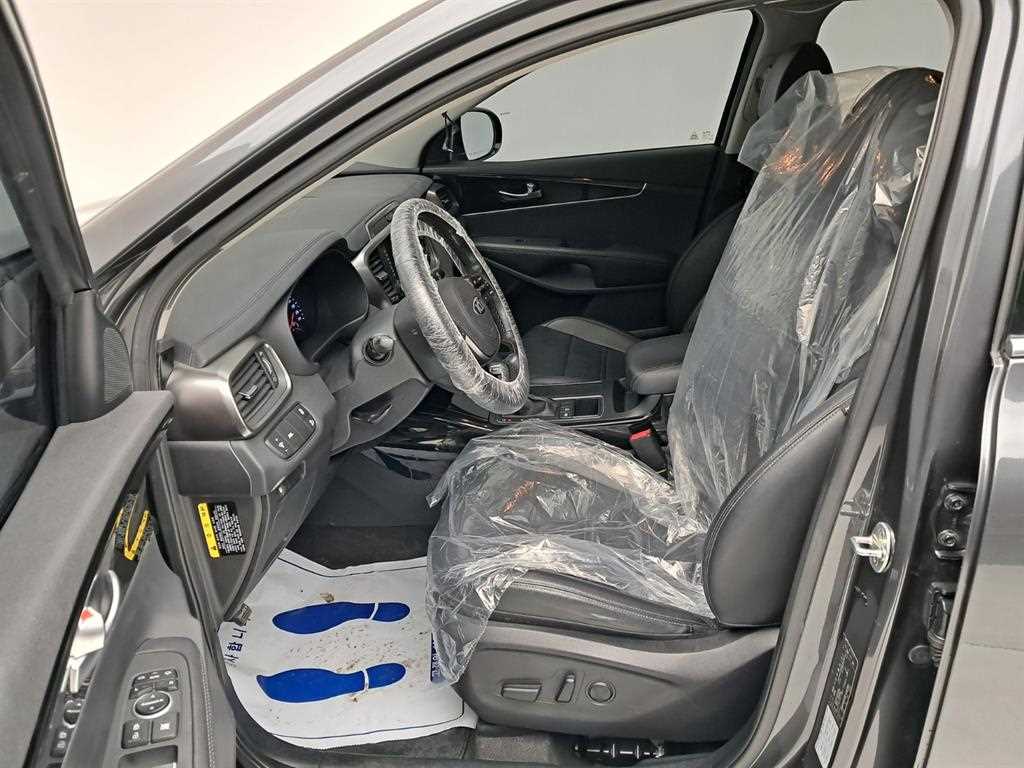 KIA Sorento - Vista 11