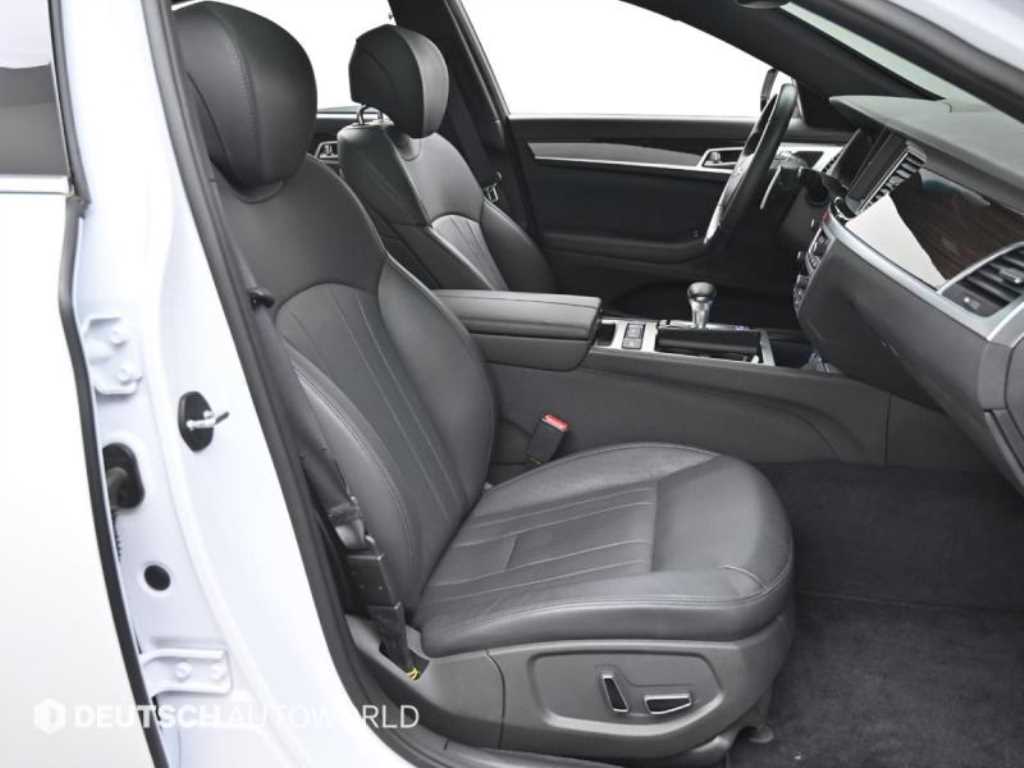 Genesis G80 - Vista 10