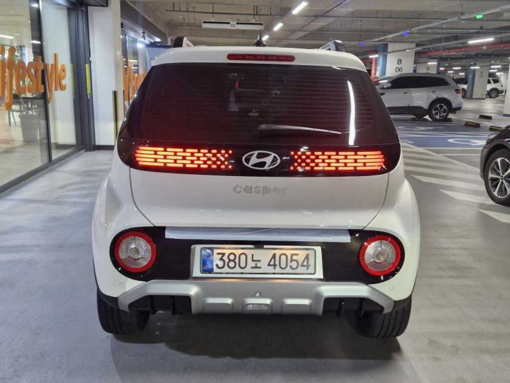 HYUNDAI Casper - Vista 5