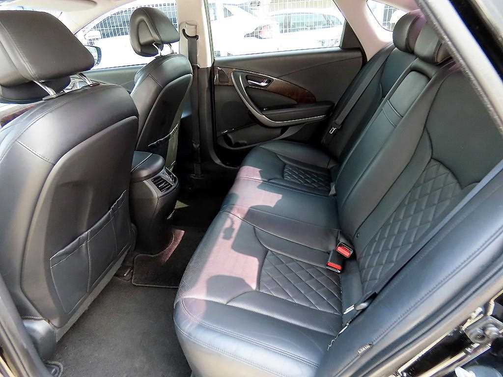 HYUNDAI Aslan - Vista 6